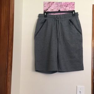 Verde Men’s shorts Medium